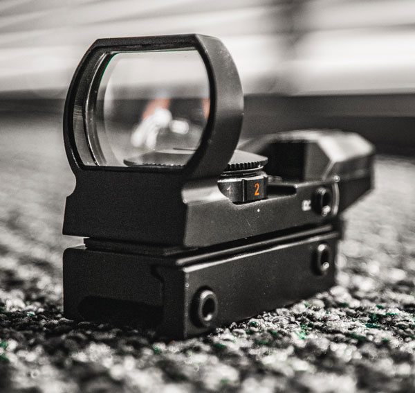 MCG Tactical Scorpion Red Dot Gun Sight/Scope: A Must-Have for Precision Shooters